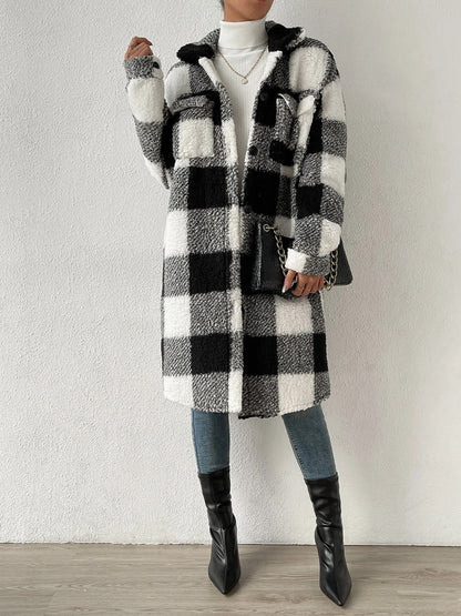 Women's plaid jacket with plush collar and buttons