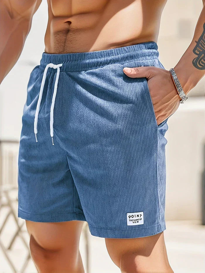 Men's leisure shorts with drawstring stopper