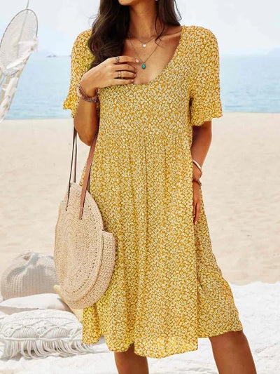 Women's Floral Dress - Lightweight Flowy Fabric - V-Neck Short Puff Sleeve - Knee Length