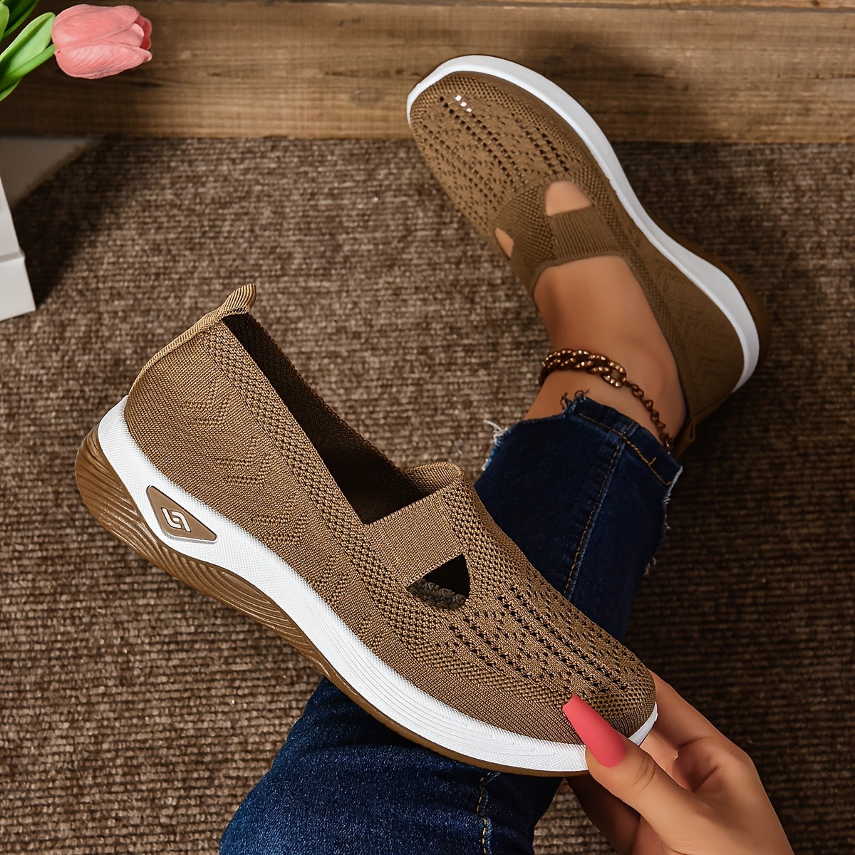 Women’s Slip-On Sneakers – Breathable Knit – Cushioned Sole – Low-Cut Casual Fit