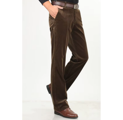 Men's corduroy pants with classic fit and belt loops