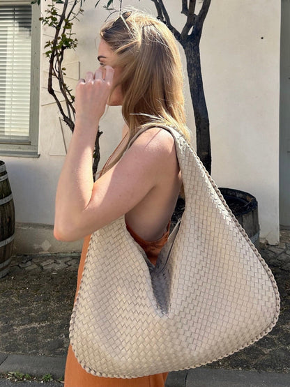 Women’s Tote Bag – Structured Silhouette – Minimalist Daily Carry
