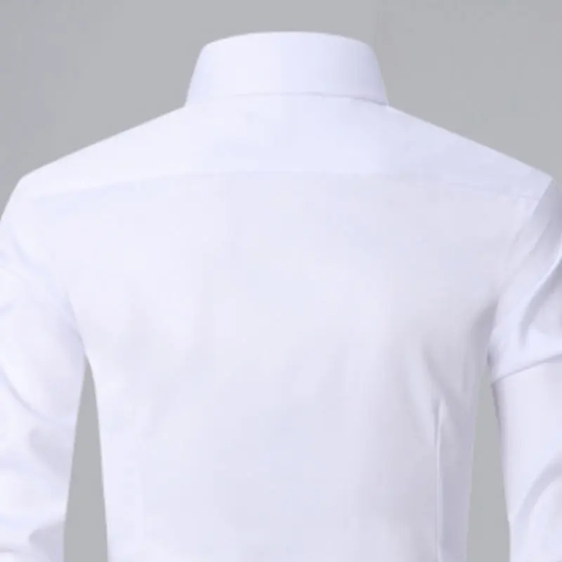 Men's slim fit shirt with contrast buttons long sleeves