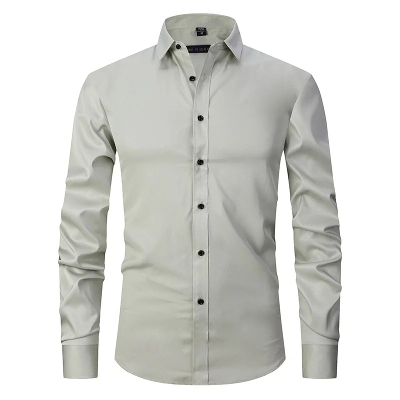 Men's slim fit shirt with long sleeves and button closure