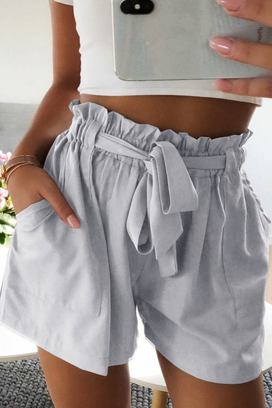 Women's casual plain shorts with belt