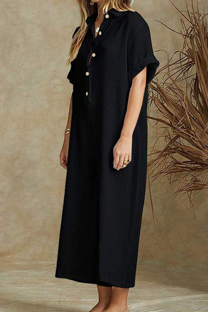 Women's relaxed jumpsuit with a notch collar