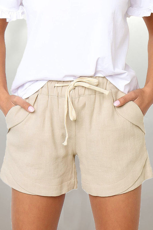 Women's shorts with drawstring waist and slanted pockets