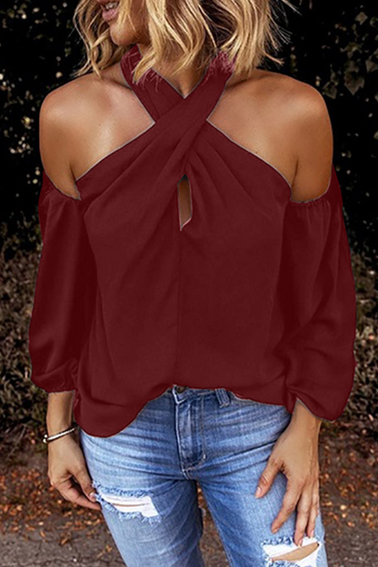 Women's blouse with open shoulders and long sleeves