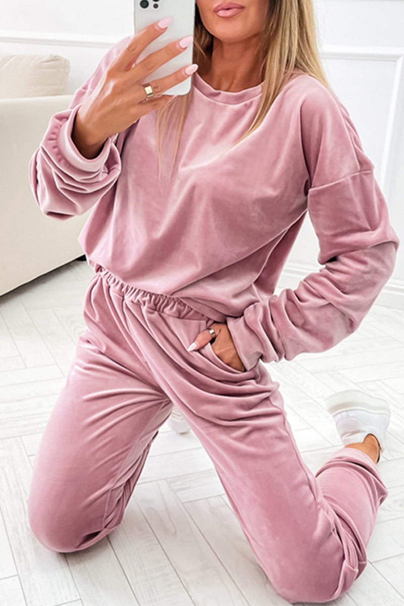 Cozy plain velvet lounge set for women