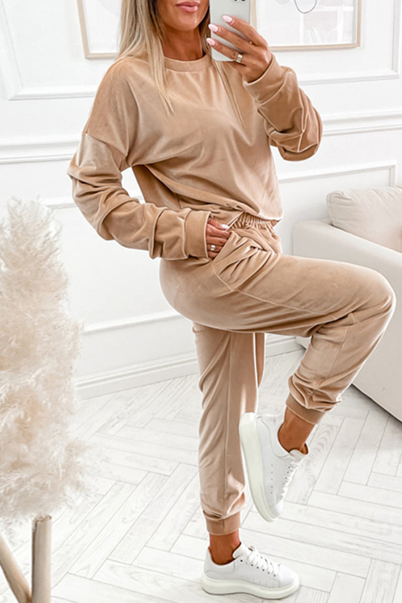 Cozy plain velvet lounge set for women