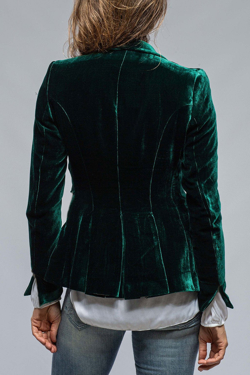 Women's Retro Lapel Blazer with Pockets - Slim Fit