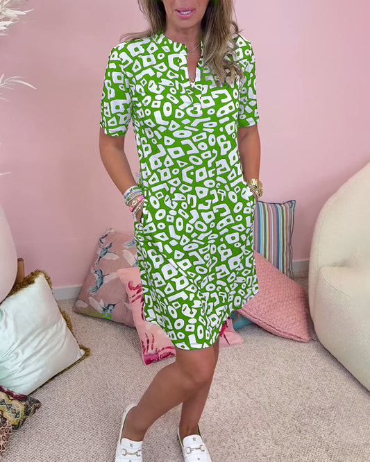 Women’s Mini Dress – Relaxed Fit – V-Neck – Short Sleeve – Natural Fibers – Pockets – Abstract Print
