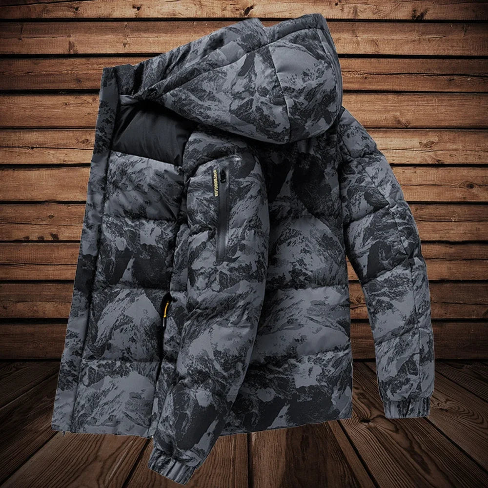 Winter camouflage hooded jacket for men