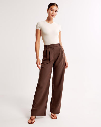 Women's Wide-Leg Trousers - High Waist - Pleated Front - Tailored Elegant Fit