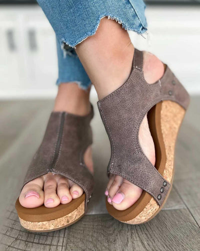 Women’s Sandals – Ergonomic Fit – Open Toe – Cork Footbed – Cut-Out Design – Stud Detail