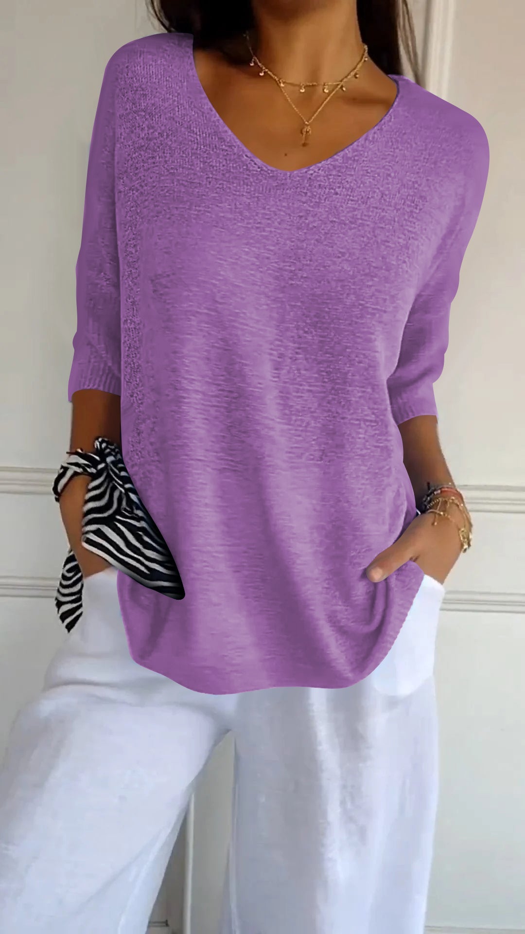 Women's simple loose v-neck knitted top