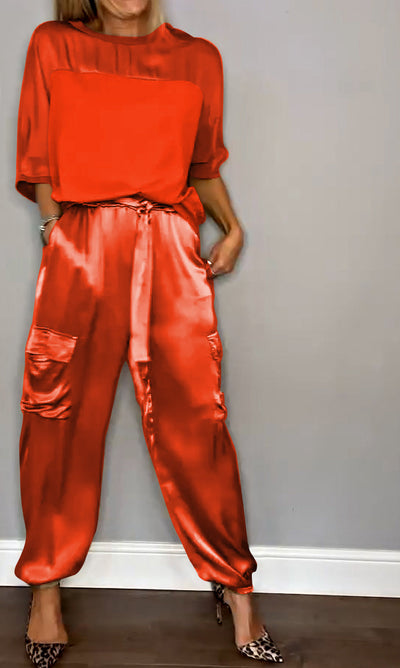 Elegant Women's Two-Piece Loungewear Set – Soft and Stylish Outfit