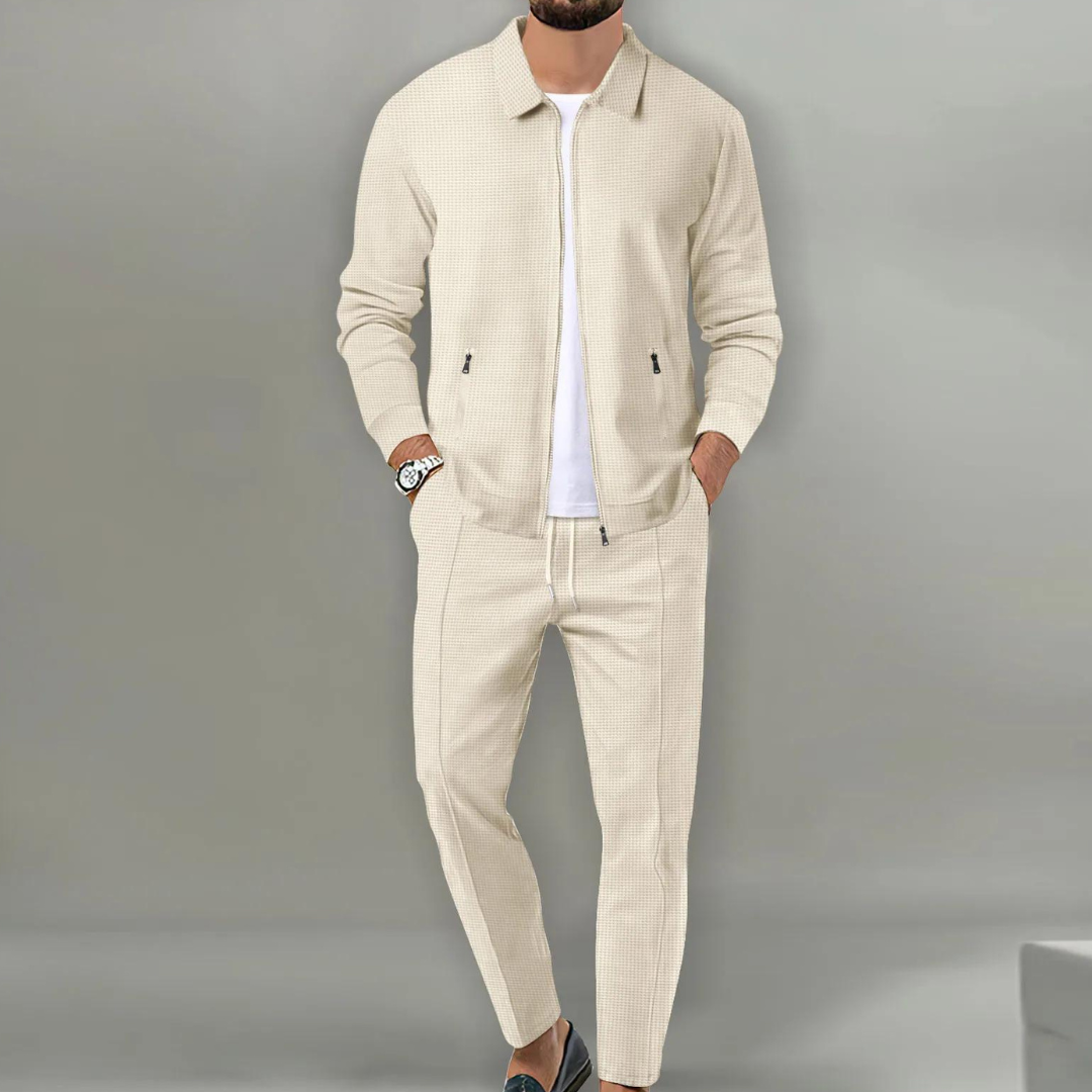 Two-piece set with zip-up jacket and pants for men