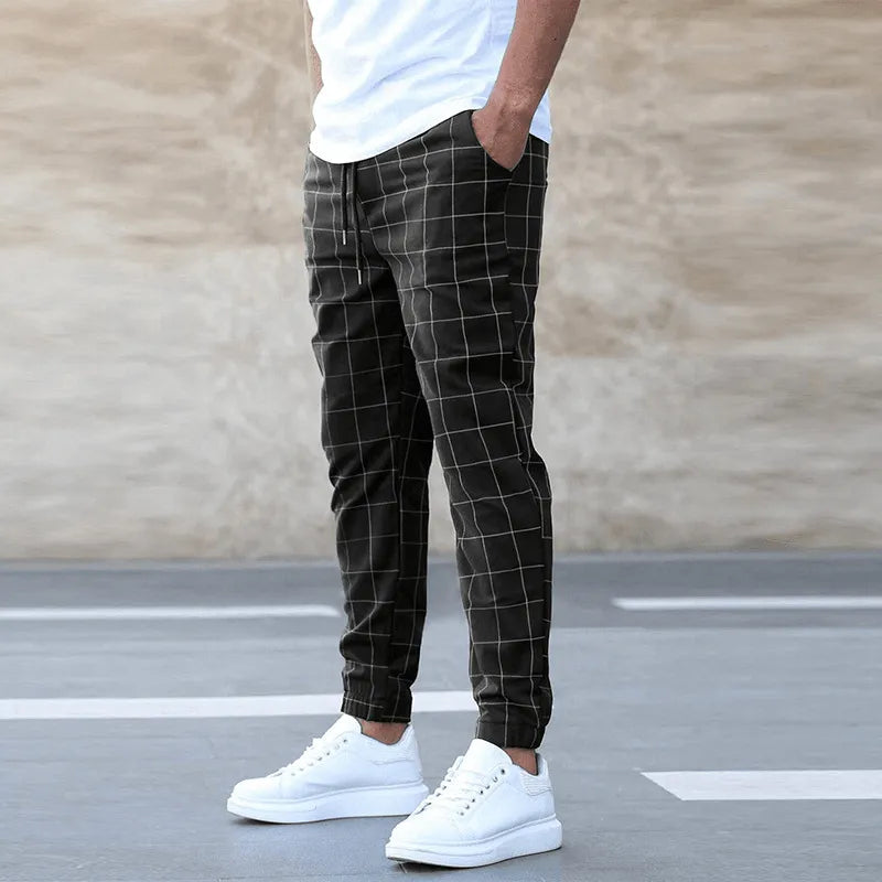 Men’s Slim Fit Jogger Pants - Grid Pattern - Elastic Waistband - Adjustable Drawstring