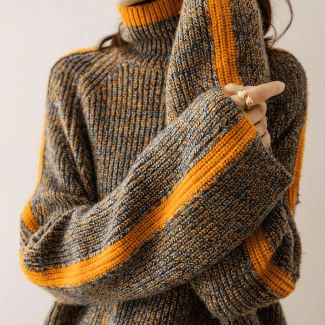 Women's knitted turtleneck oversized sweater