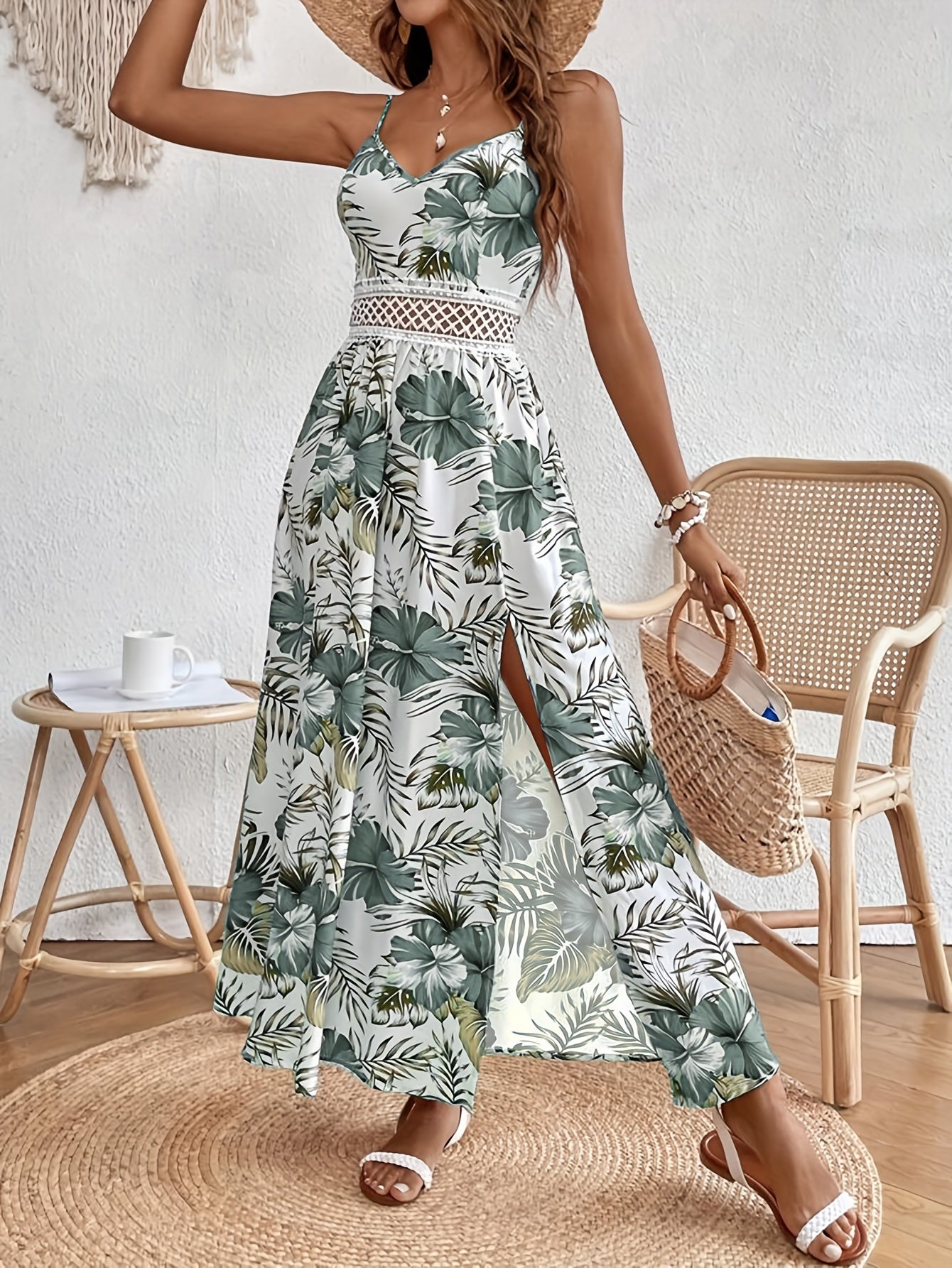 Women's Maxi Dress - Sleeveless Floral Print - Sweetheart Neckline - Lace Waist - Flowy Fit