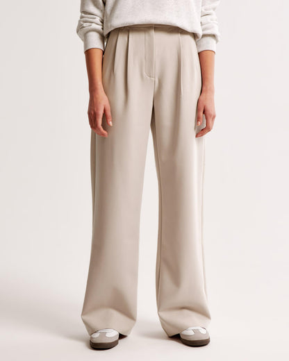 Women's Wide-Leg Trousers - High Waist - Pleated Front - Tailored Elegant Fit