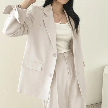 Women's Suit - Oversized Blazer & High-Waisted Trousers - Tailored Fit - Smart Casual