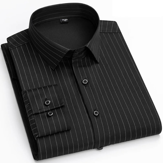 Men's classic shirt with chest pocket long sleeves