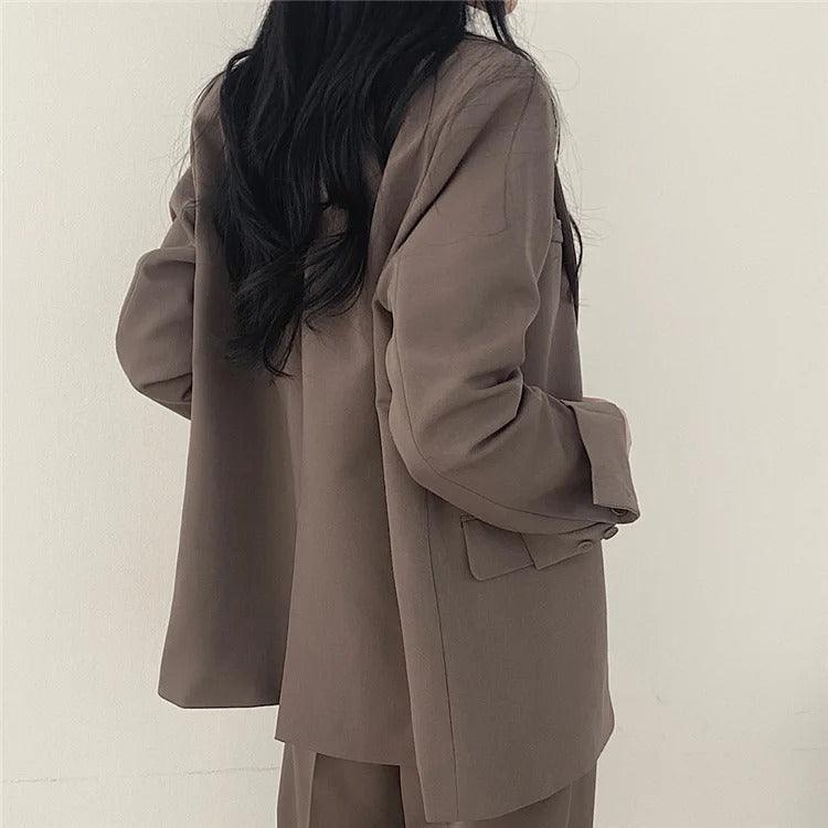 Women's Suit - Oversized Blazer & High-Waisted Trousers - Tailored Fit - Smart Casual