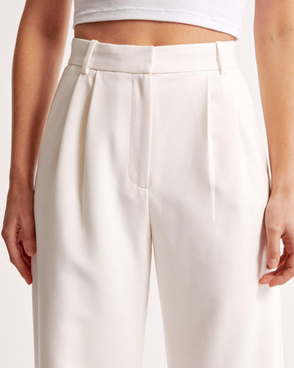 Women's Wide-Leg Trousers - High Waist - Pleated Front - Tailored Elegant Fit