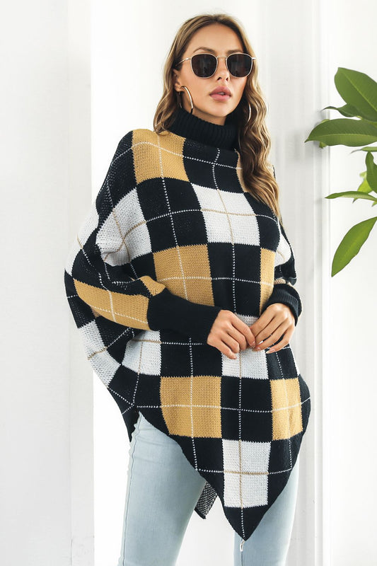 Women's checked poncho with collar and dolman sleeves