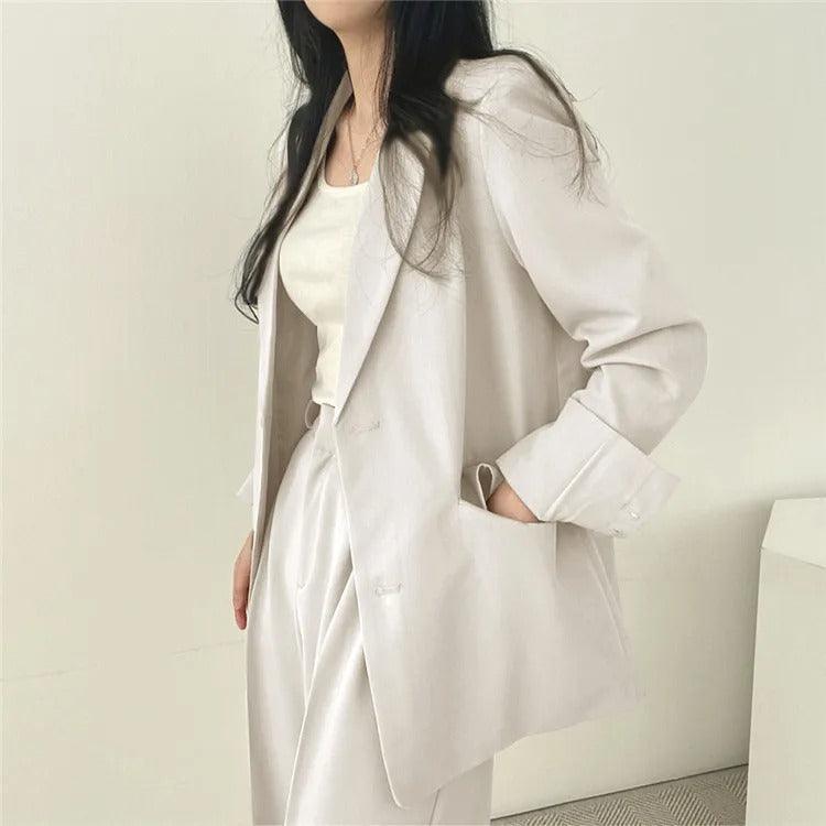 Women's Suit - Oversized Blazer & High-Waisted Trousers - Tailored Fit - Smart Casual