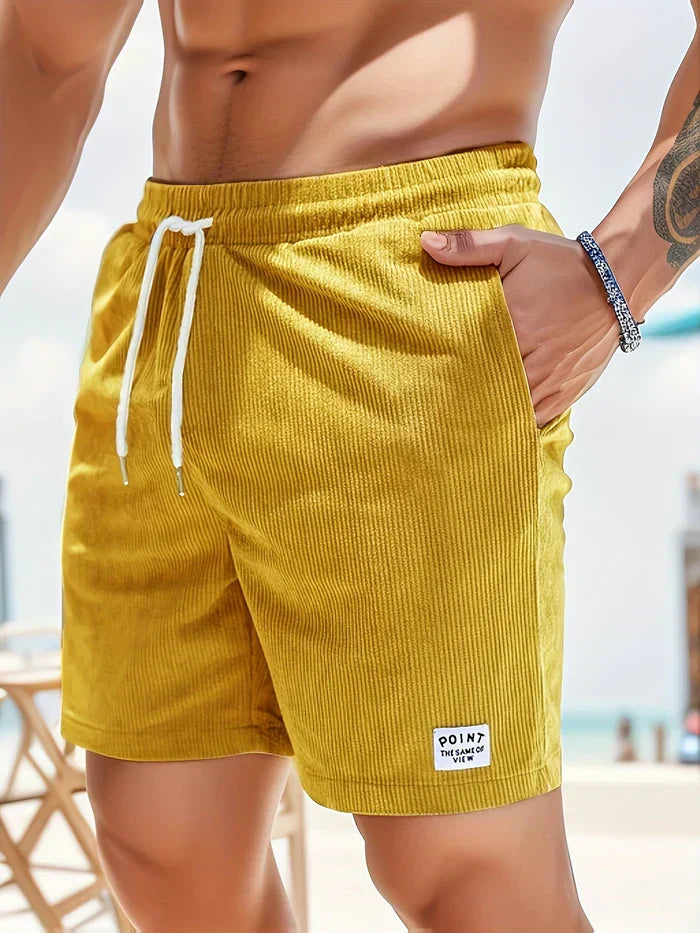 Men's leisure shorts with drawstring stopper