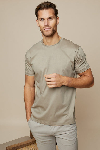 Men’s Crew Neck T-Shirt - Soft Cotton Blend - Relaxed Fit - Short Sleeve Casual Wear