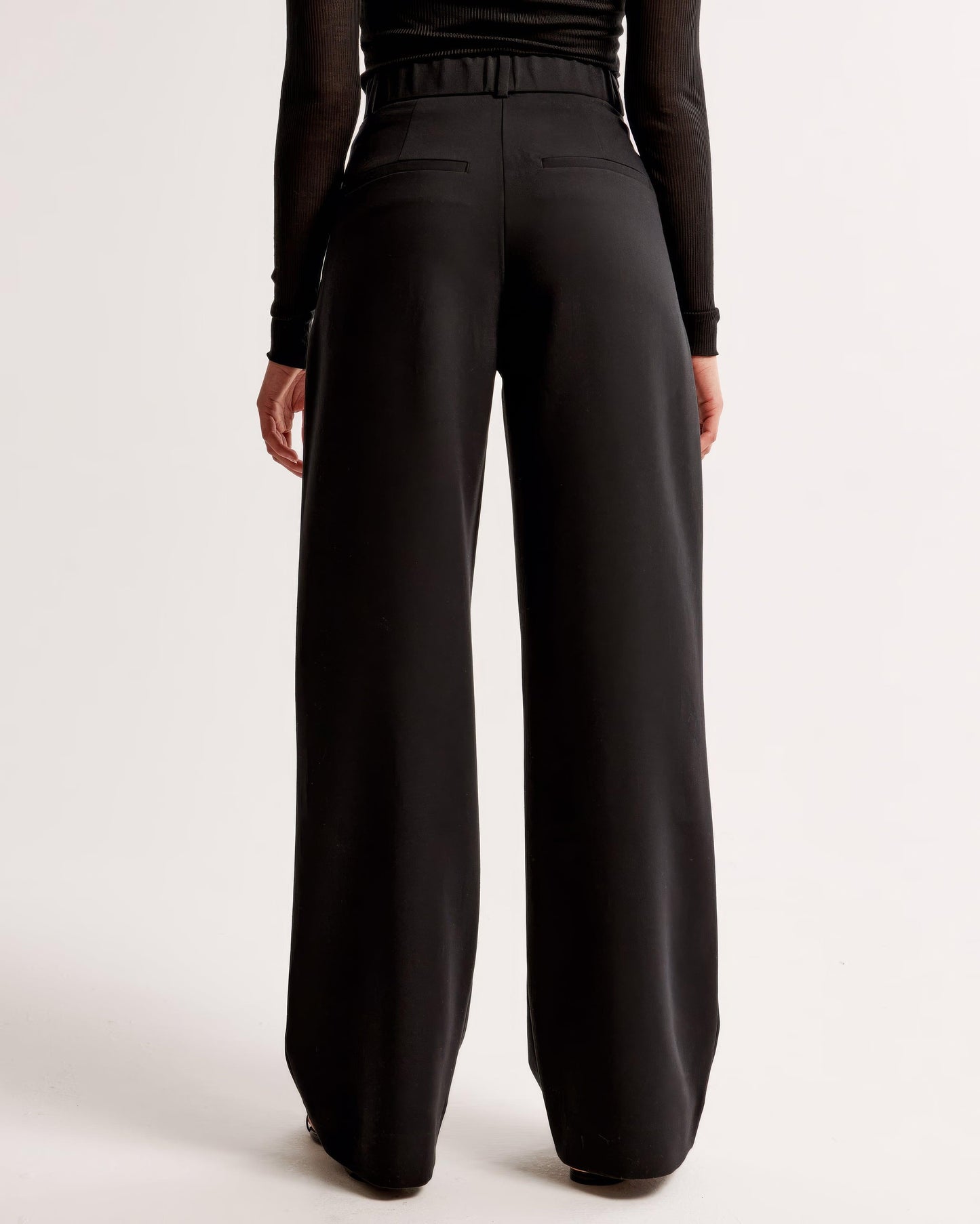 Women's Wide-Leg Trousers - High Waist - Pleated Front - Tailored Elegant Fit