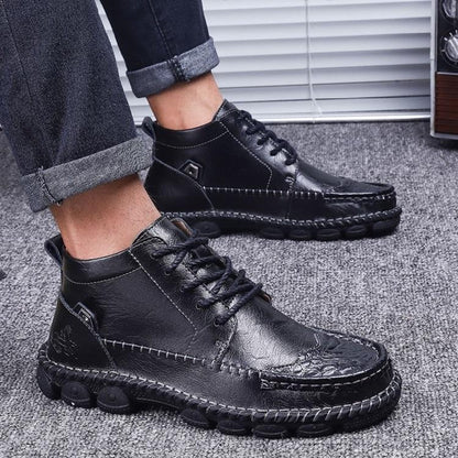 Men’s Leather Boots – Structured Fit – Lace-Up – Ankle Height – Rugged Sole