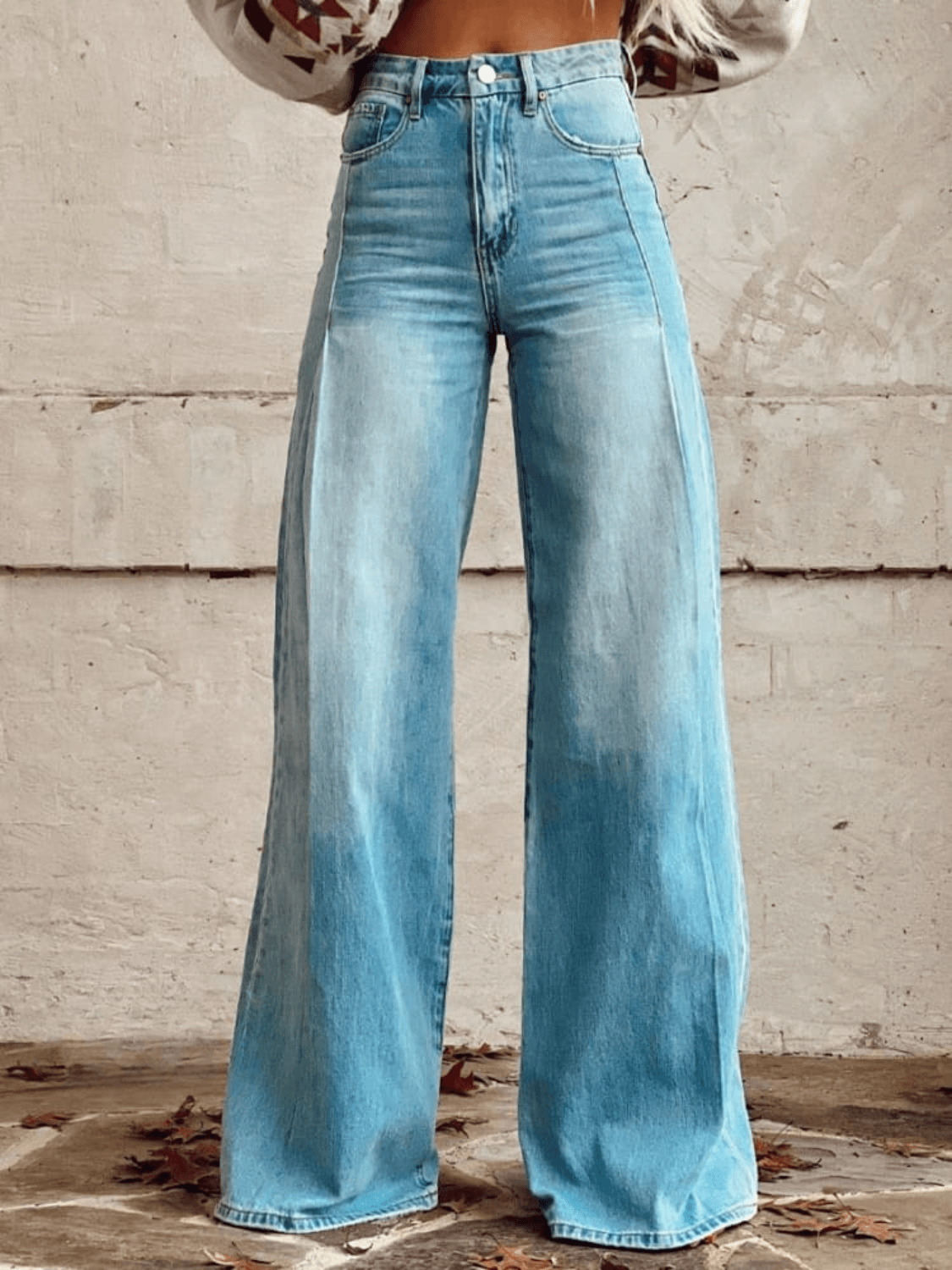 Women's Wide-Leg Trousers- High-Waisted - Relaxed Fit - Classic Style