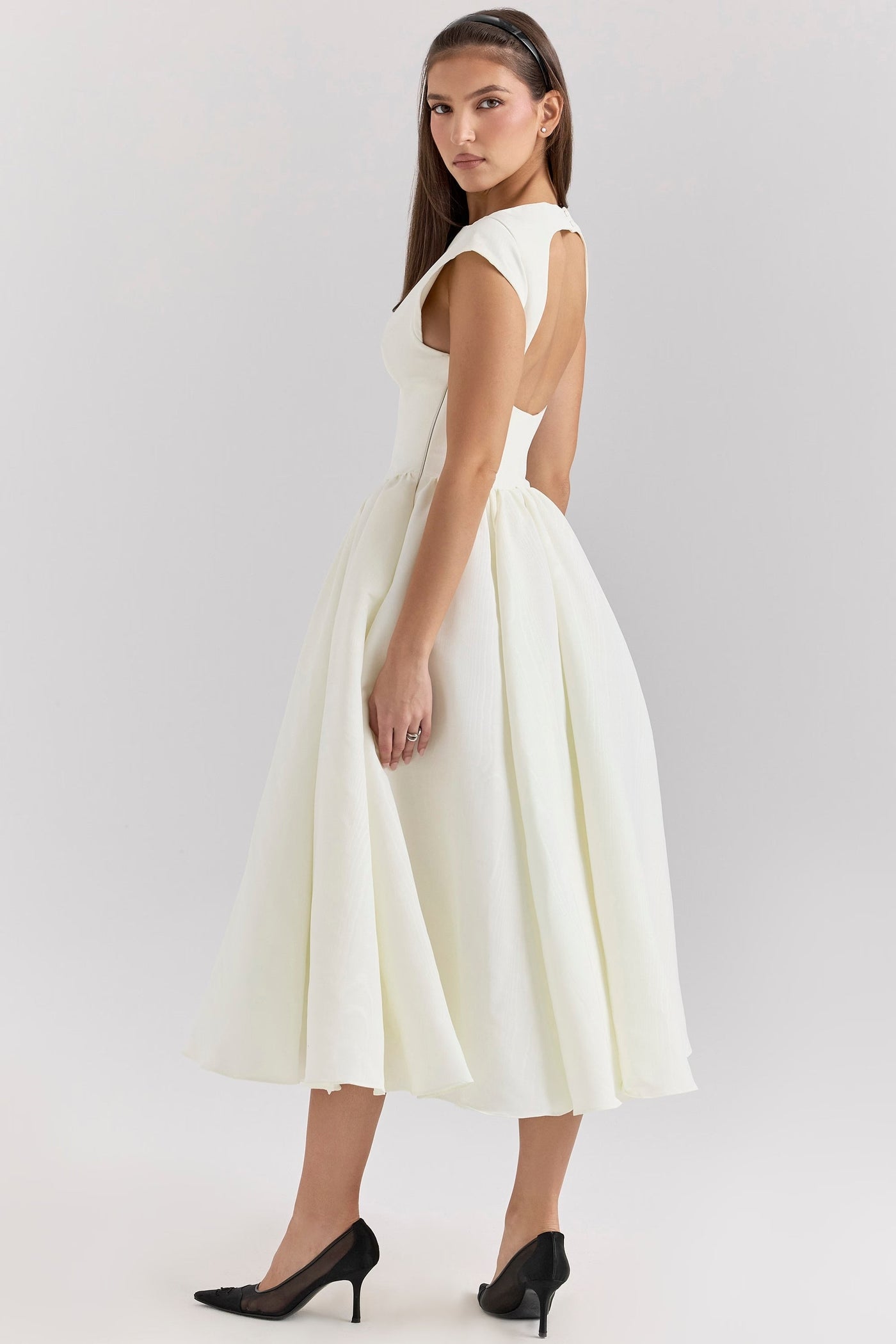 Women’s Midi Dress – Satin Feel – A-Line Fit – Sleeveless – High Neck – Elegant Wear