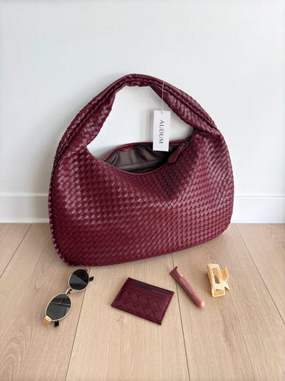 Women’s Tote Bag – Structured Shape – Minimalist Everyday Style