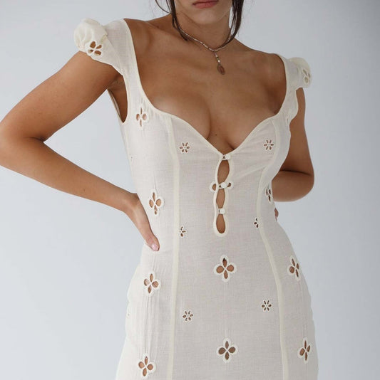 Women’s Midi Dress – Fitted Silhouette – Embroidered Floral Cut-Outs – V-Neck – Cap Sleeves