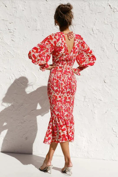 Women’s Midi Dress – Deep V-Neck – Balloon Sleeves – Ruffled Hem – Fitted Silhouette