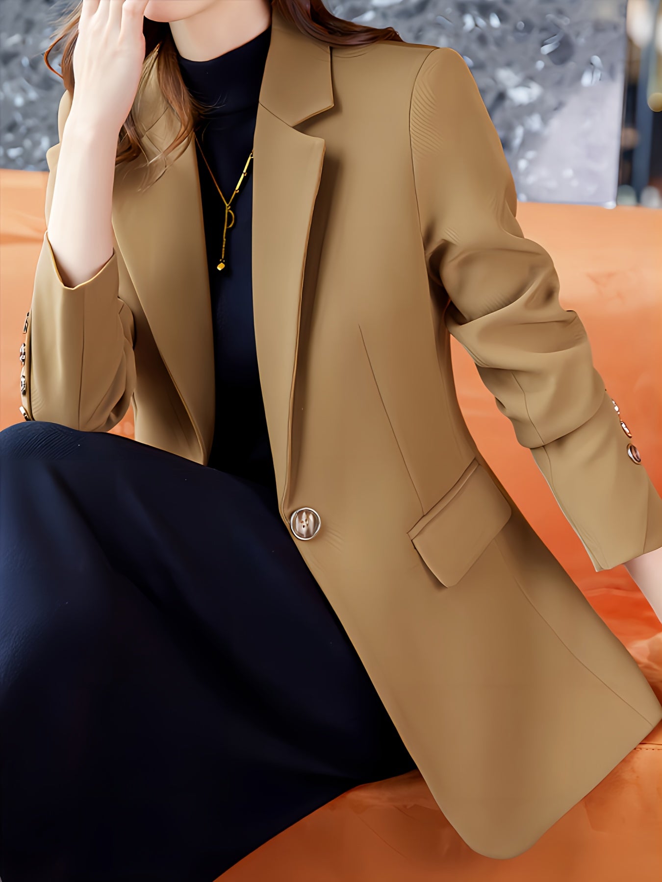 Single-breasted tailored blazer for women