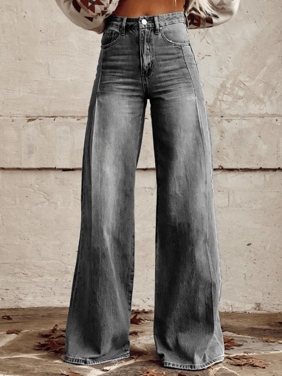 Women's Wide-Leg Trousers- High-Waisted - Relaxed Fit - Classic Style