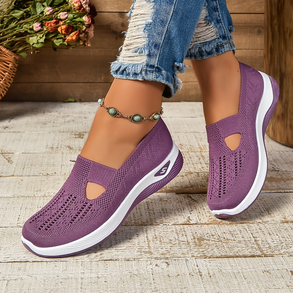 Women’s Slip-On Sneakers – Breathable Knit – Cushioned Sole – Low-Cut Casual Fit