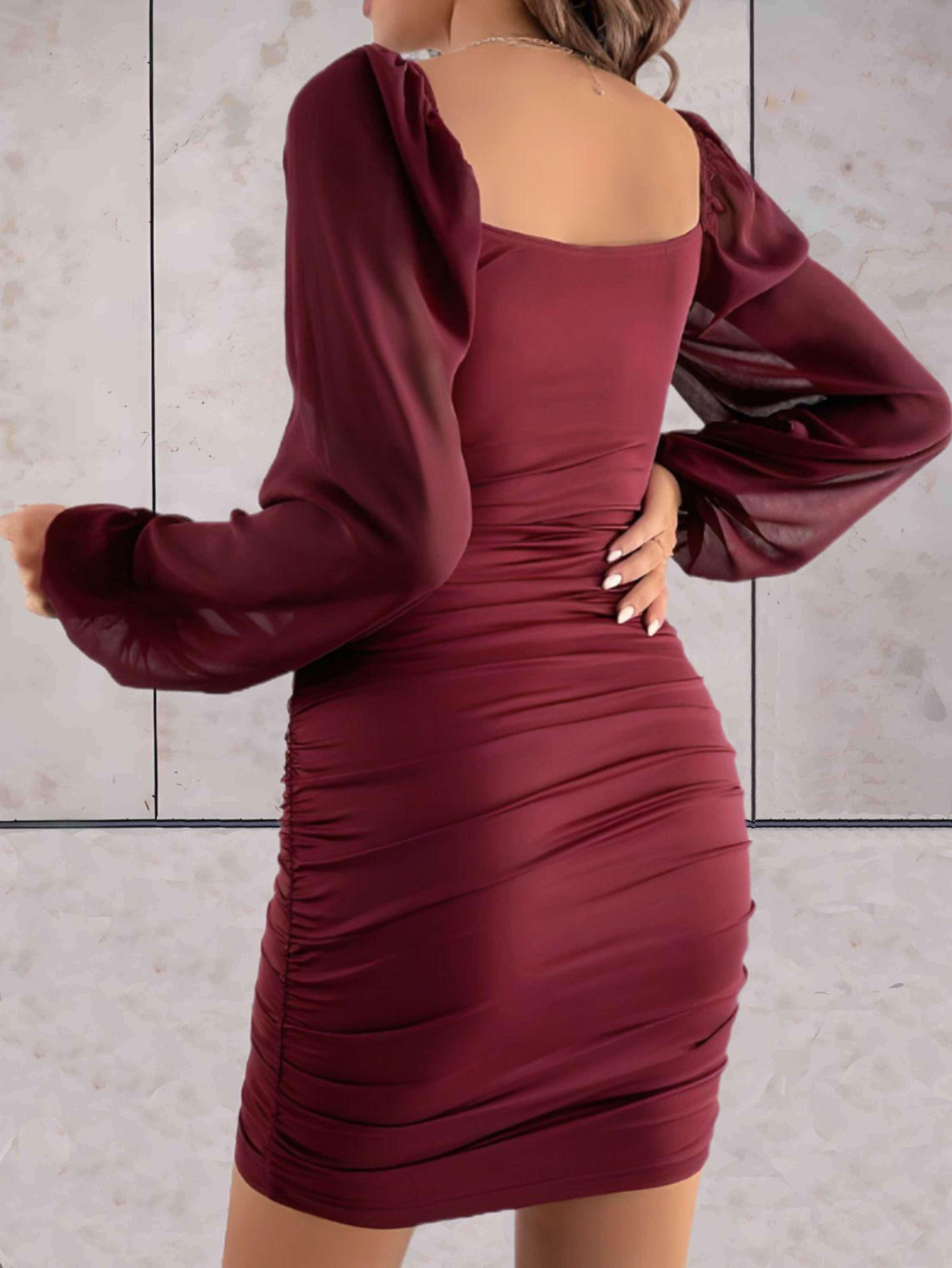 Women's Elegant Short Dress with Loose Sleeves