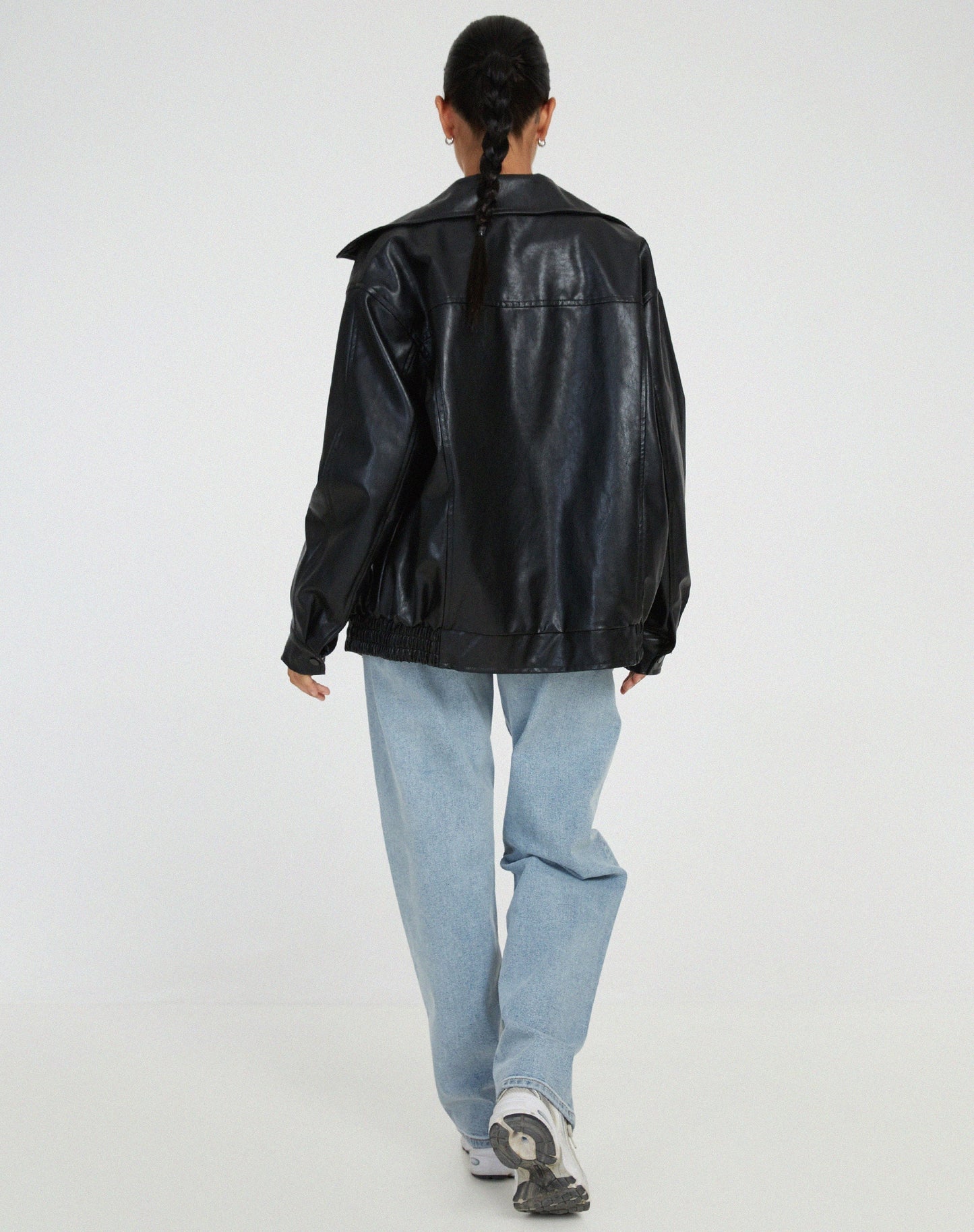 Women’s Leather Jacket – Oversized Fit – Hip Length – Zipper Front – Casual Style
