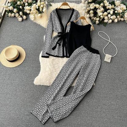 Women's three-piece knitwear set