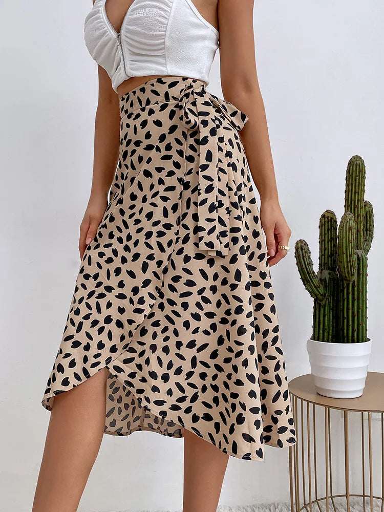 Women's high-waisted skirt with print