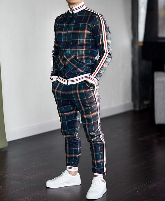 Casual two piece men's set with plaid print