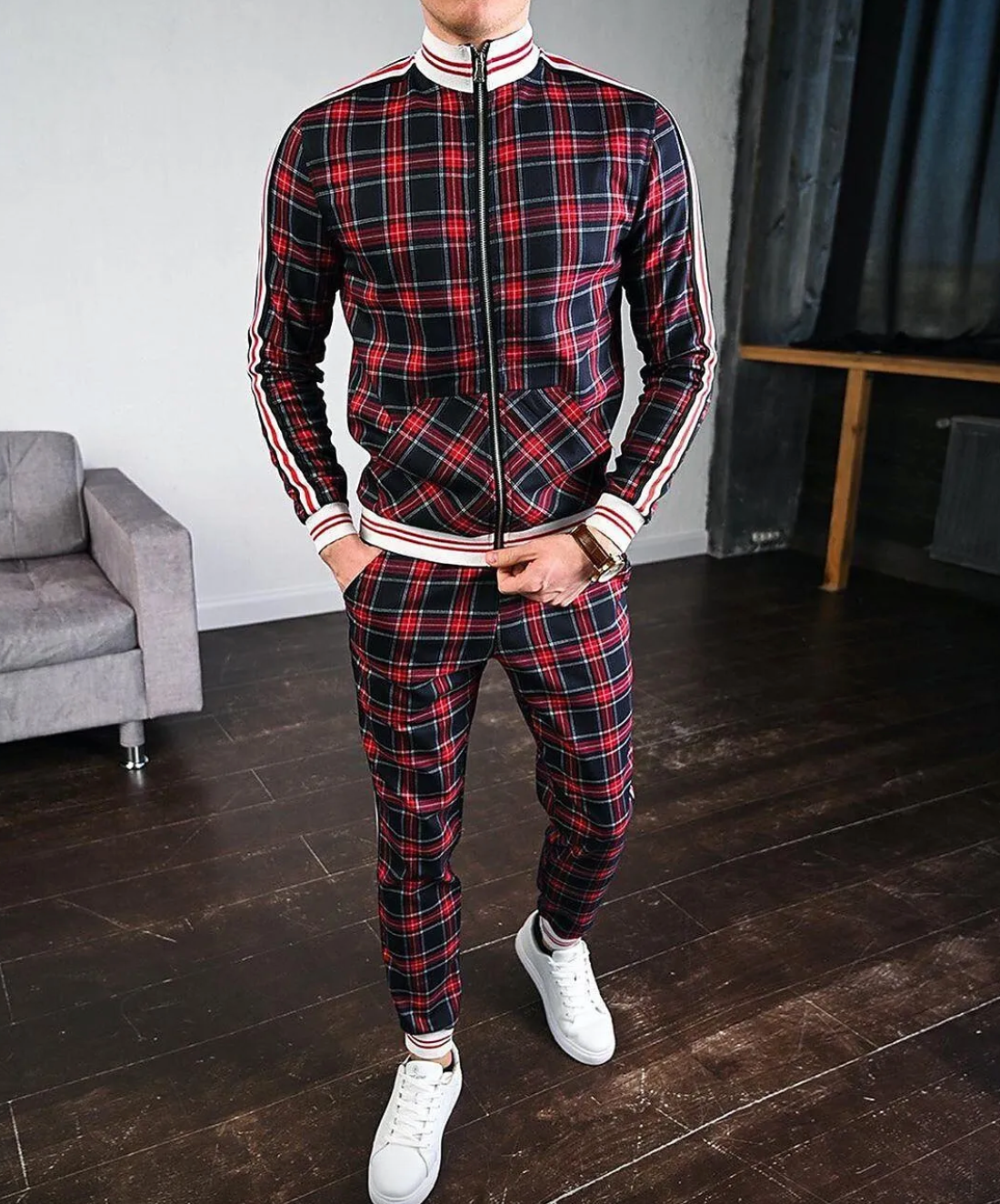 Casual two piece men's set with plaid print